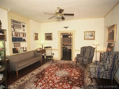 The Brafferton Inn Gettysburg Room photo